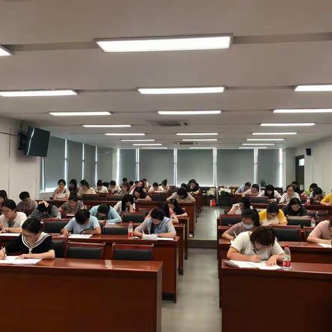 栖霞区班主任们这样过“七夕”
