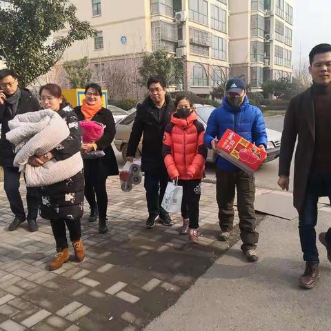 手牽手圓夢行動—把溫暖送到孩子手中
