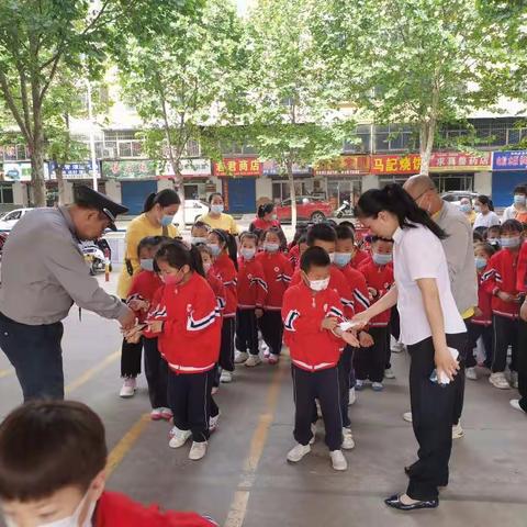 感受成长   筑梦未来——三门峡市东风小学迎接幼儿园参观