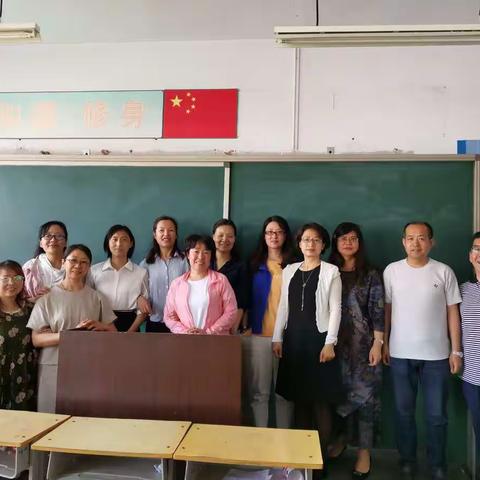 脚踏实地，冲刺中考                                         ---双桥区化学名师工作室活动纪实