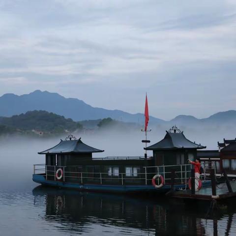 追随诗仙脚步 探访美丽光影