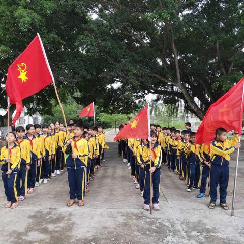 铭记历史 缅怀先烈－－高桥镇中心小学清明节祭奠革命烈士活动