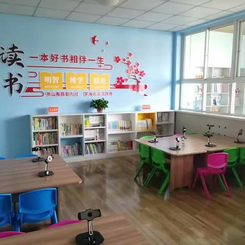 建设书香校园  我们在行动 ——记阳城县第三小学春泥护花服务分队9月活动