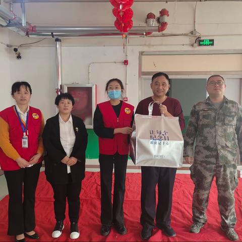 心系桑榆晚 爱暖重阳节