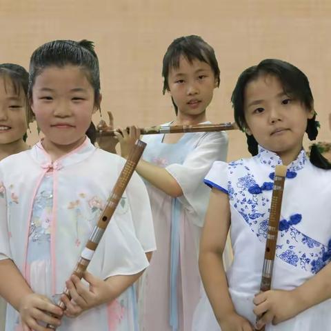 【东方一小】小小少年爱国乐  笛声飞扬乐成长
