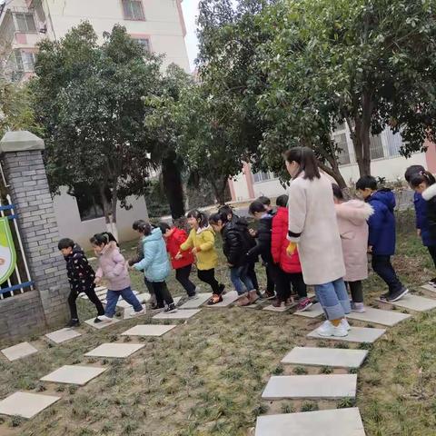 快乐体验，走进小学