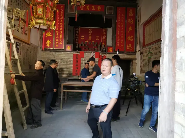 传统文化的魅力~"记住乡愁"在容县开机拍摄