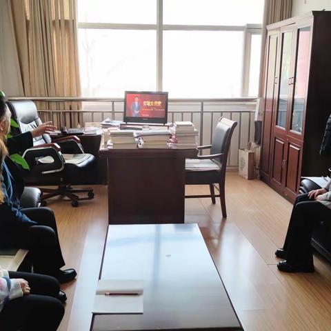 区档案馆组织观看灯塔大课堂 第三十九课