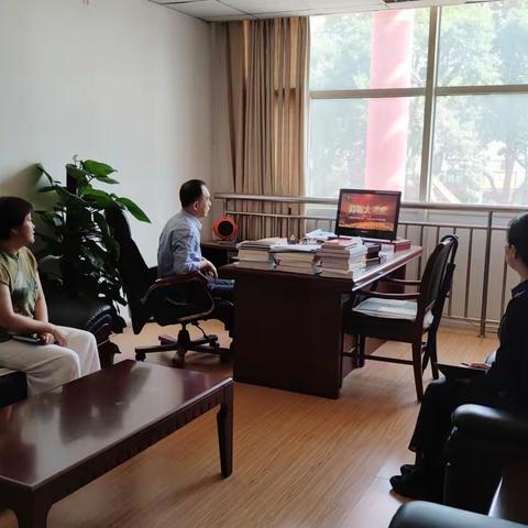 区档案馆组织学习观看“灯塔大课堂” 第四十一课