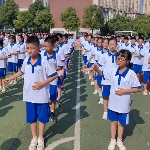 唯我十八，雄霸天下—师大附中博才学士中学2318班