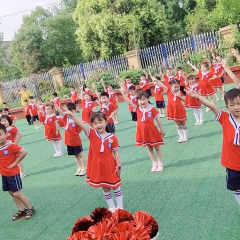 “快乐童趣，美味六一”西三十铺镇中心幼儿园            中一班美食分享会