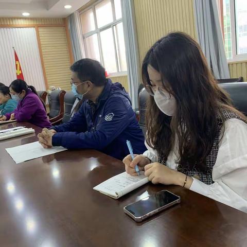 凝心聚力，砥砺前行——开封市铁路中学高二年级组会议纪实