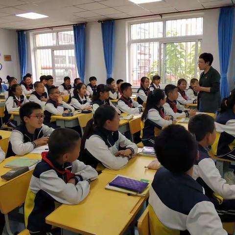 名师送教展风采 专业引领促成长——海港区名师王丽霞送教我校活动纪实