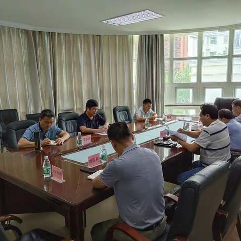 省农业农村厅综合执法局符木华主任带领一行三人到儋州检查督导中秋国庆期间农业安全生产工作。