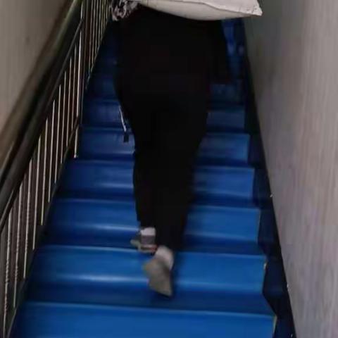 学雷锋，做好事—八一在行动