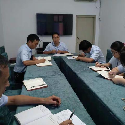 联社党委副主任吴亚鸿同志莅临南湾信用社召开"不忘初心、牢记使命"专题组织生活会