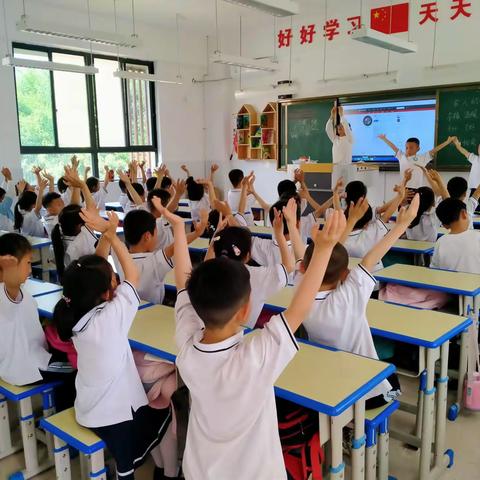 心随手动，快乐拍手——新区小学拍手操社团活动纪实