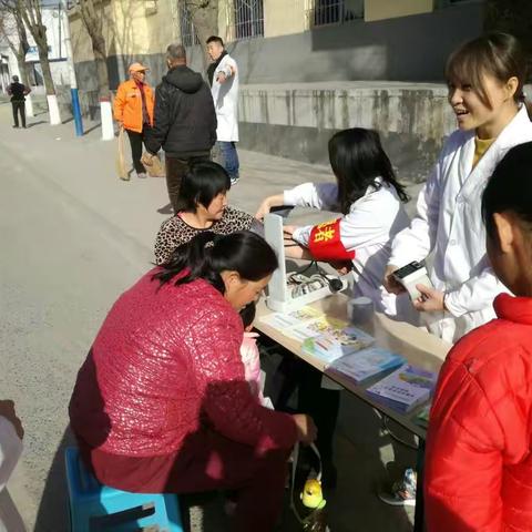 【创业新高地 宜居青化砭】 党建联盟志愿行，文明向善成新风