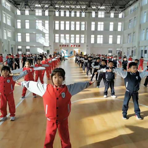 烟台经济技术开发区第十小学柔韧操比赛圆满结束