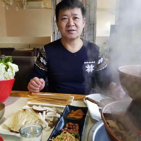 看清一个人不必要揭穿他！