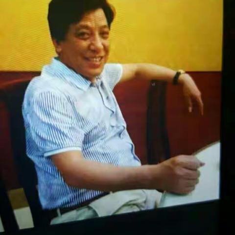 我不傻，只是不想说！