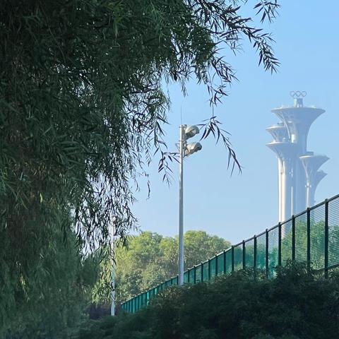 夏末秋初，此刻的奥森北园