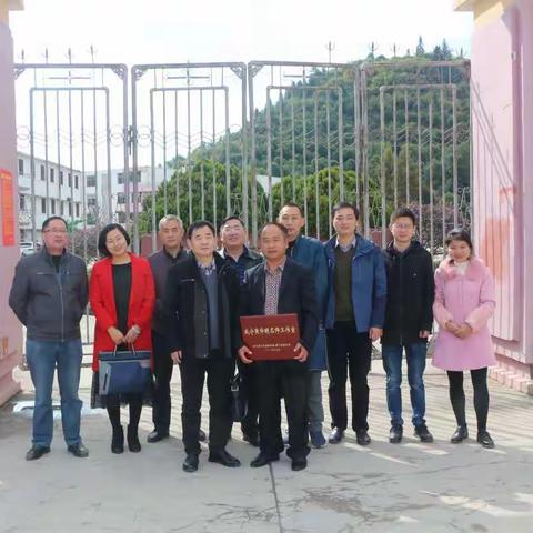 名校名师引领指导  送教下乡情暖人心                         ——咸安区物理教研室送教下乡活动