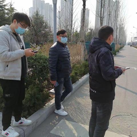 细查空气微站周边尘源 保持辖区空气质量持续向好