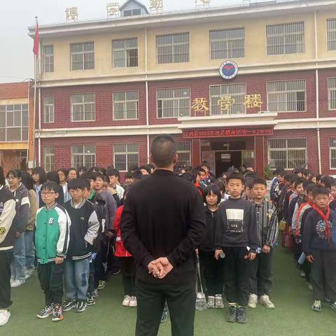 远足踏青 亲近自然——孟子岭小学励志远足活动