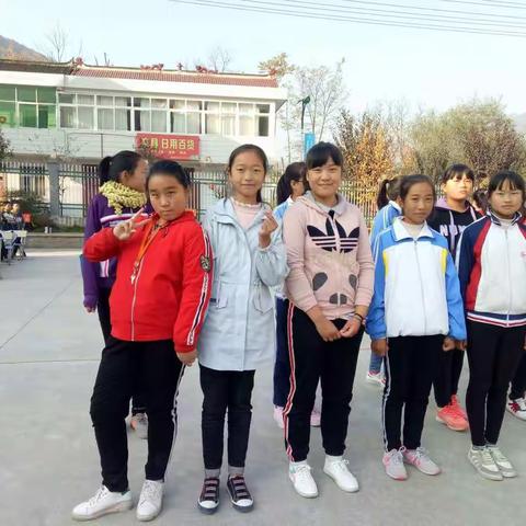 2018年我们在熨斗相遇。携手同行，不问前路漫漫。