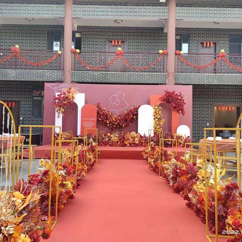 十年修得同船渡，百年修得共枕眠。