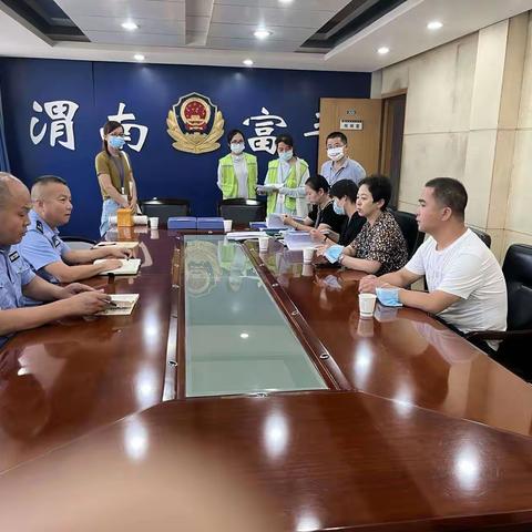 垃圾分类人人参与，良好环境全警共筑