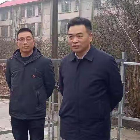 沅江市阳罗洲镇中心学校：局长调研指导开学工作