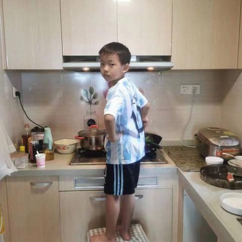 邓意扬八岁相册