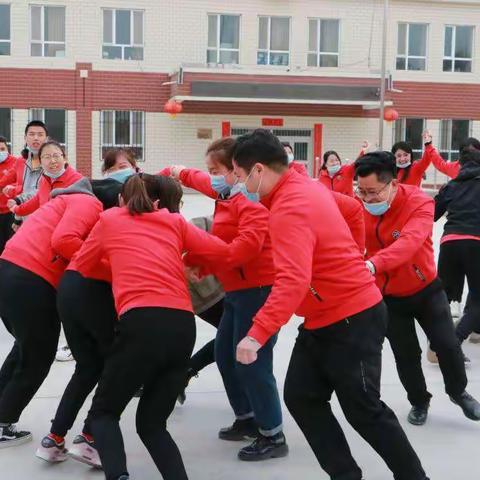 和硕县第四小学“巾帼心向党  奋斗新时代”三八女神节活动