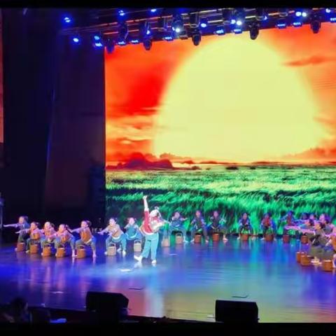 【民族魂·中国梦】北重一小2020年中小学校园艺术节舞蹈专场中荣获小学组第一名