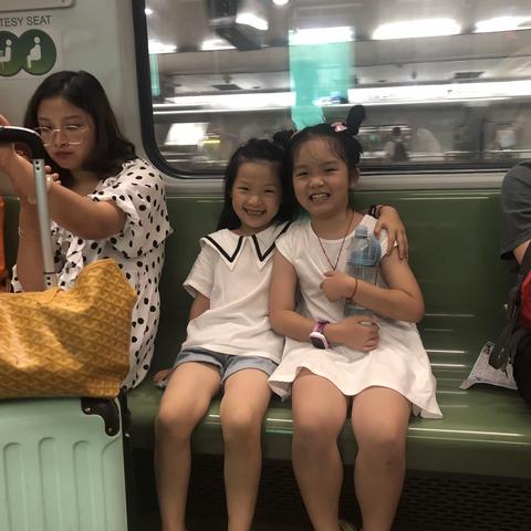 游览大上海，玩转迪士尼
