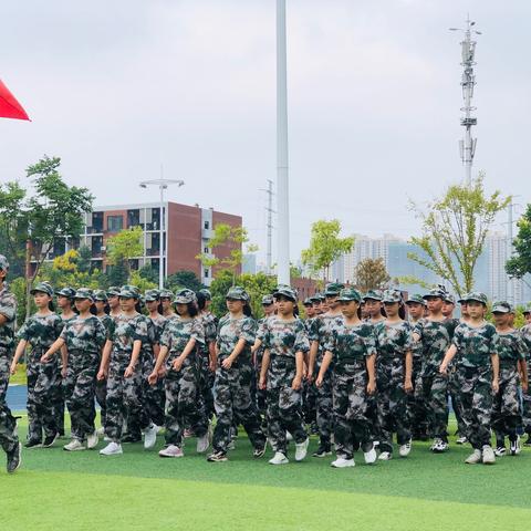 迷彩军训，青春无悔！——2105班军训第4天