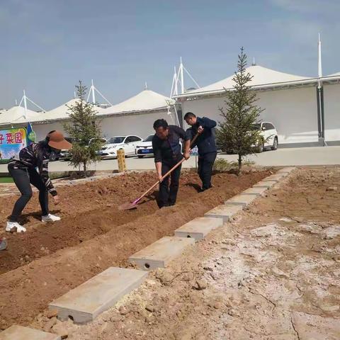 七里店小学"亲子亲园"种植剪影