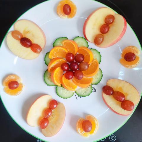 奇思巧拼,“果”然精彩 ，记人民路小学一三班水果拼盘大比拼（2022.11.7）