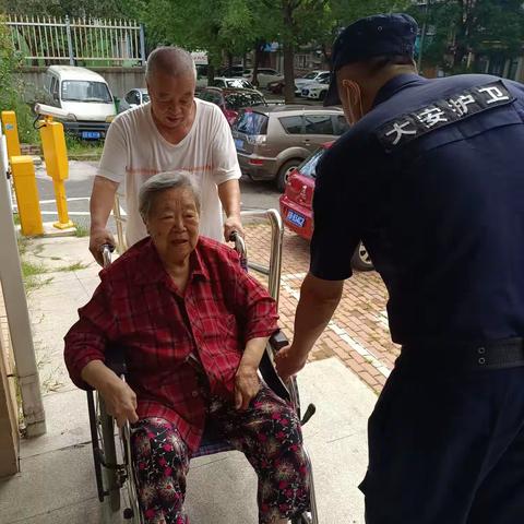用心相伴提升体验 真诚服务赢得赞誉