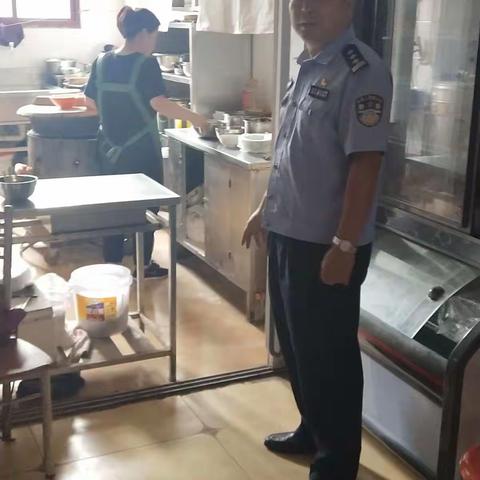 长乐中路派出所开展清查活动