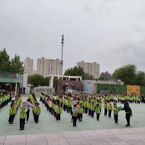 北京教院丰台实验20230505工作微播报（周五）执笔：王玲玲