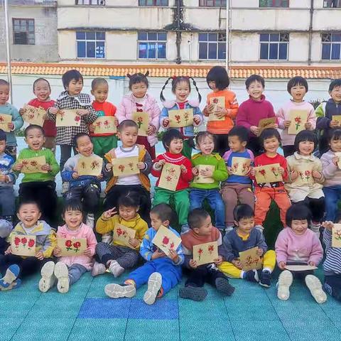 春天，你好呀🌸——小江镇幼儿园小二班三月成长记录