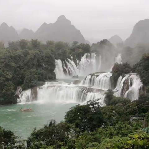 巴马休闲康养度假村