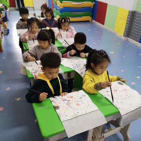 彩色森林幼儿园🍀幼小衔接班🍀