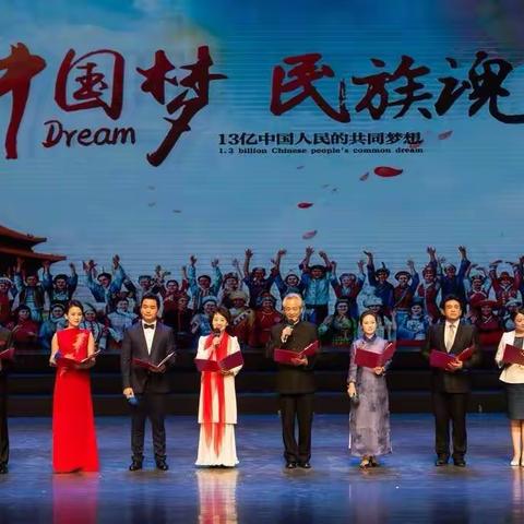 九天揽月向苍穹