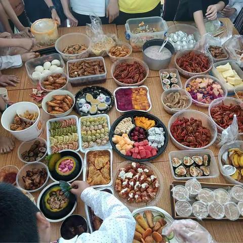 “童心向党-阳光下成长”庆祝中国共产党成立100周年暨庆“六一”系列活动之—美食大比拼