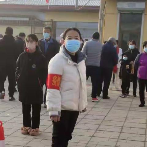 无声春雨润桃李，志愿服务暖人心——致最美教师志愿者