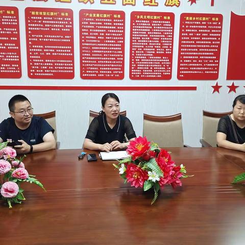 风雨同舟抗灾情    齐心协力保家园
